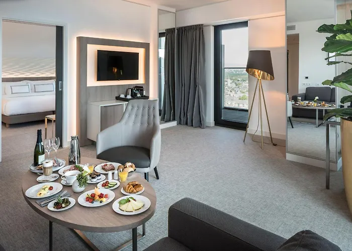 Melia Frankfurt Hotel 4*
