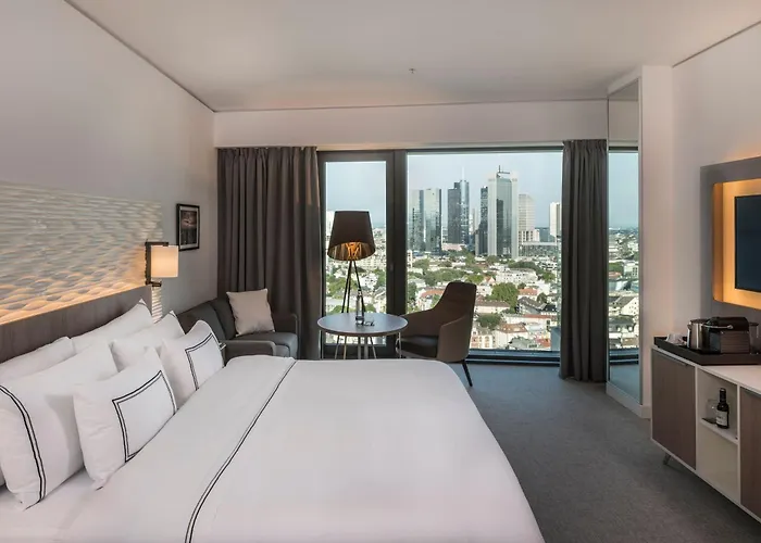 Melia Frankfurt 4*
