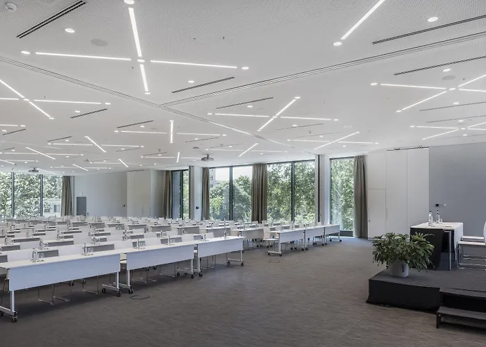 Melia Frankfurt Отель